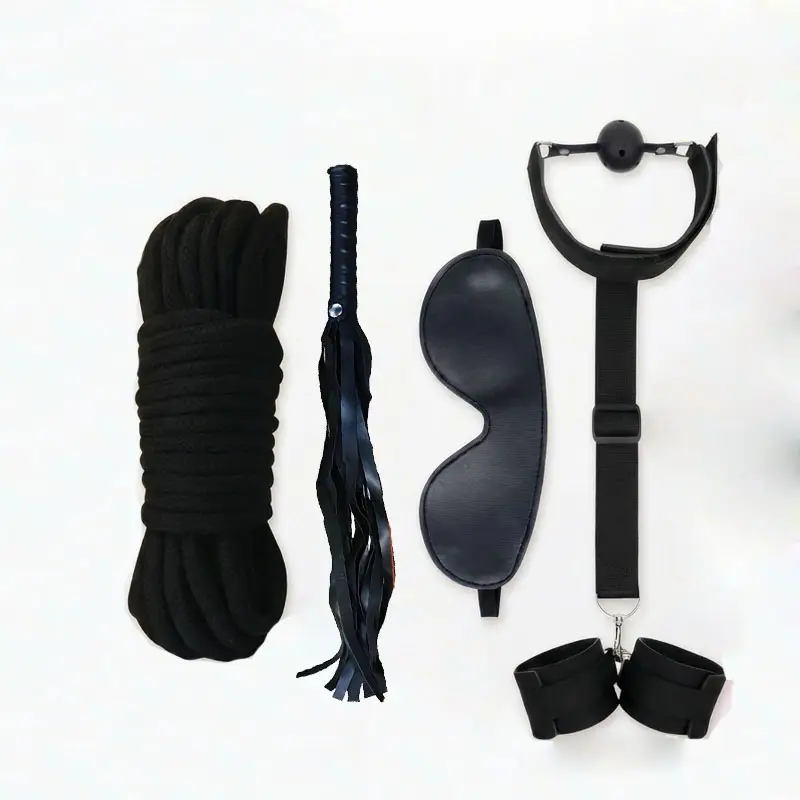 Juego de Bondage y Restricción de 4 Piezas | Kit de Iniciación BDSM para Parejas con Arnés Integrado, Cuerda Shibari, Látigo y Antifaz's photo #1