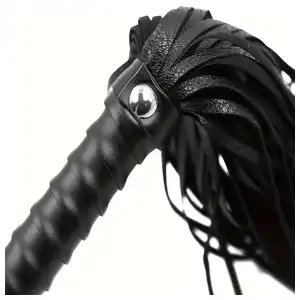 Látigo Flogger de Cuero para BDSM y Juego Sensorial | Juguete de Azotes Manual (41.5 cm) miniatura 5